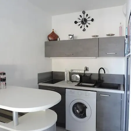 Apartment Tres Agreable Emplacement Ideal Lattes